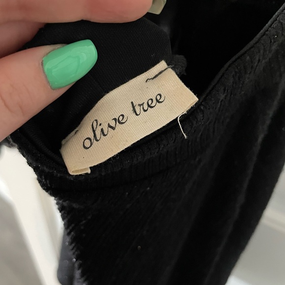 Black dress with sparkle - Picture 3 of 4